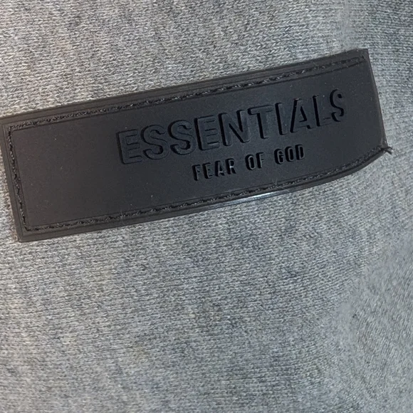 ESSENTIALS Fear Of God Fleece Cropped Hoodie Pullover Sweatshirt - Picture 4 of 10